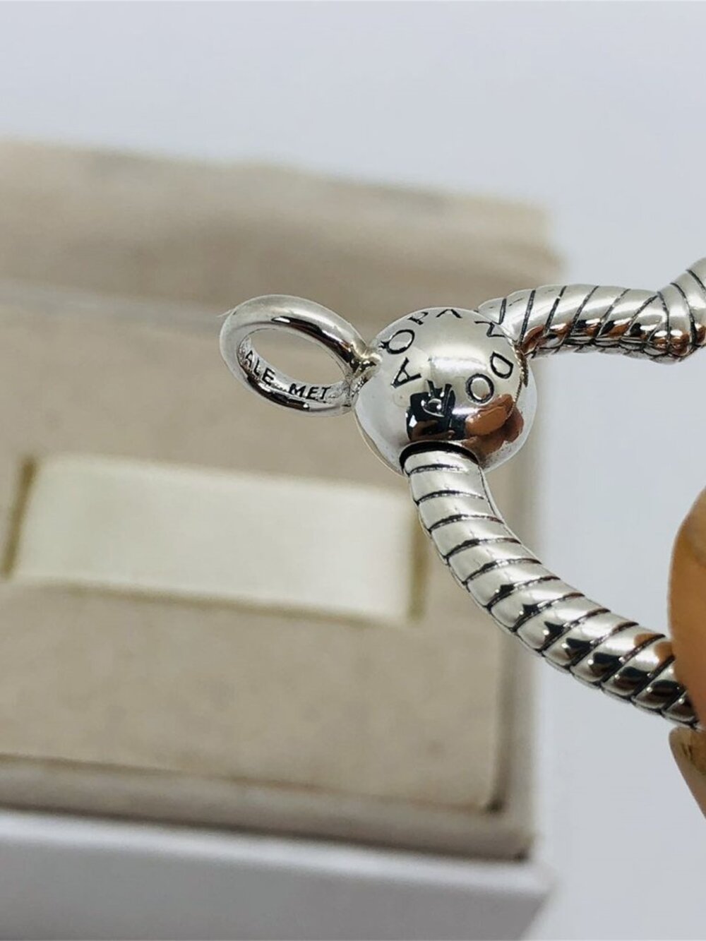 ✨🔥Pandora Moments Heart Charm Pendant - Picture 2 of 5